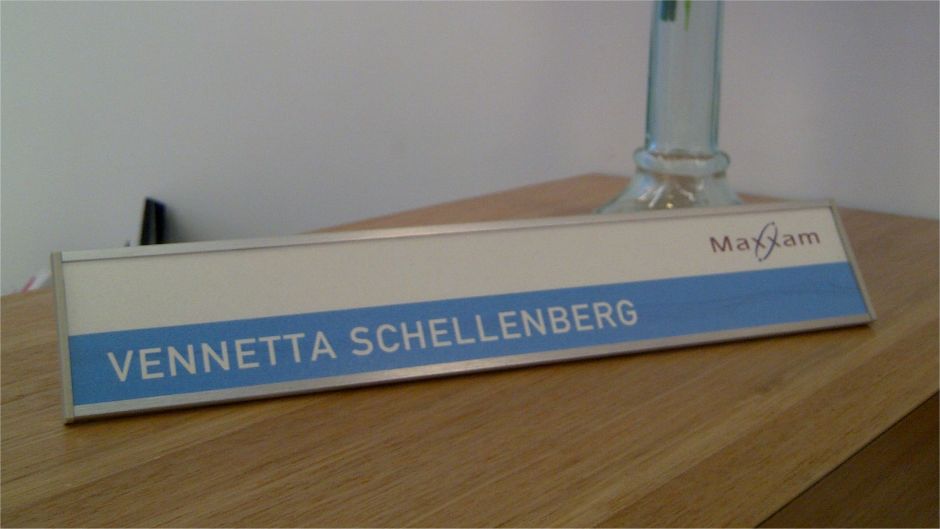 Featured Nameplate